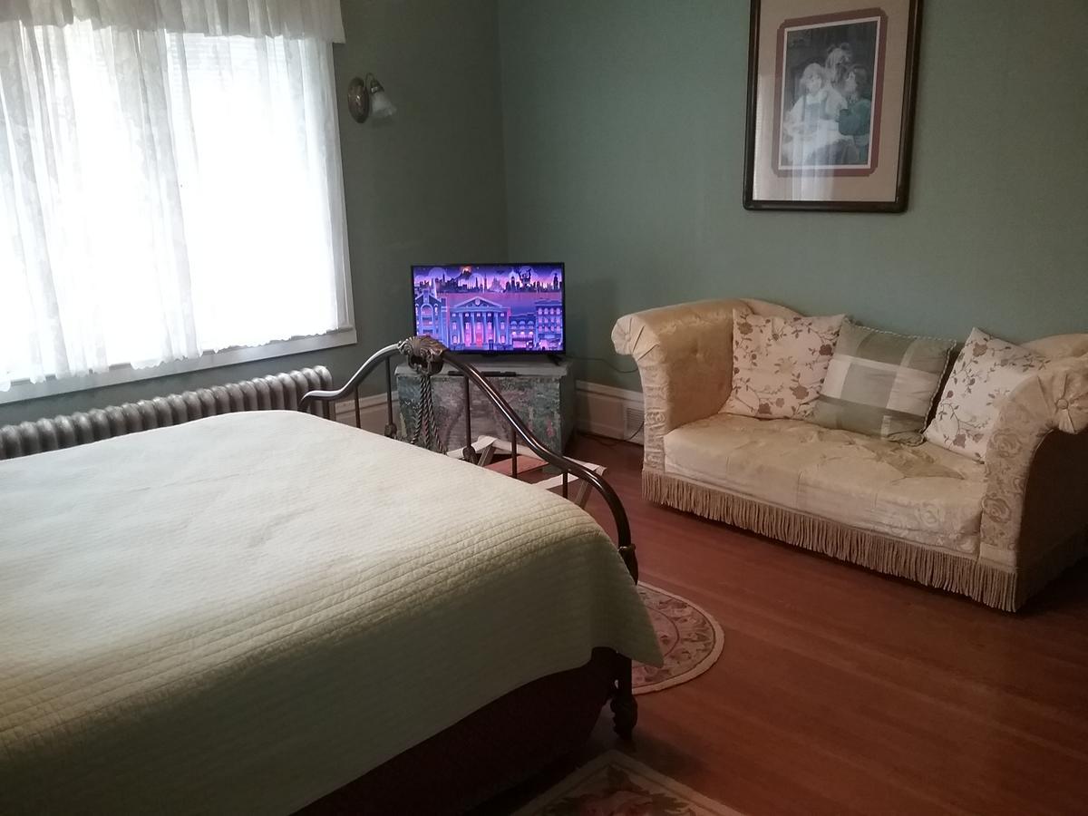 Hanover House Bed And Breakfast Niagara Falls Extérieur photo