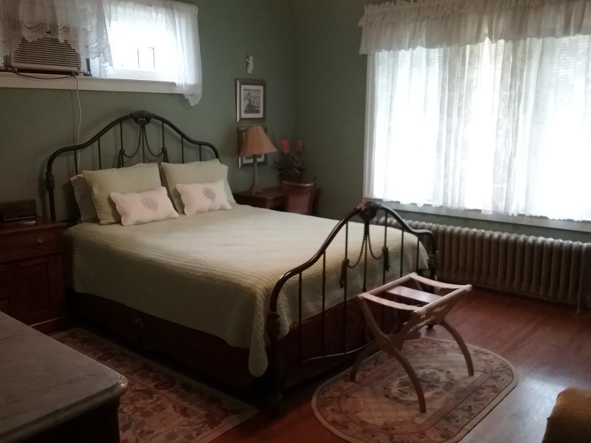 Hanover House Bed And Breakfast Niagara Falls Extérieur photo
