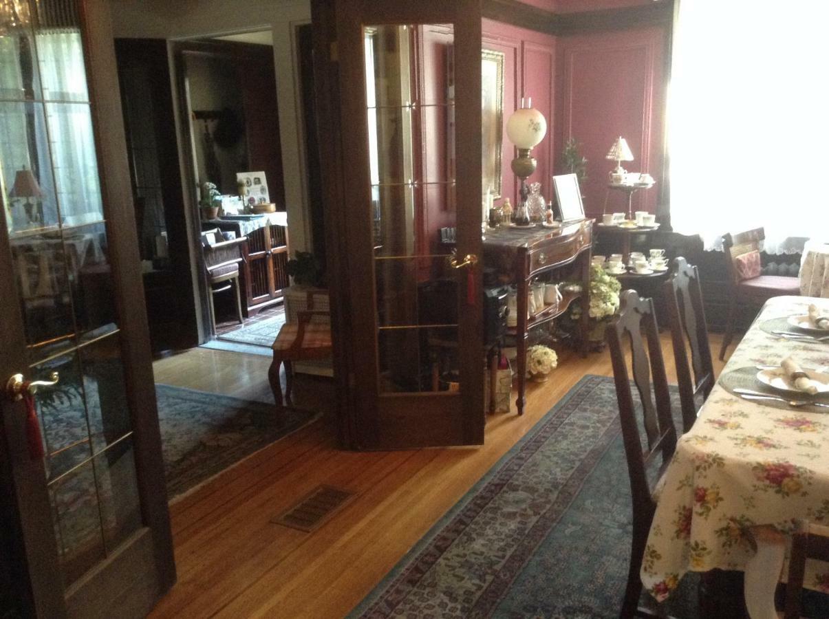 Hanover House Bed And Breakfast Niagara Falls Extérieur photo