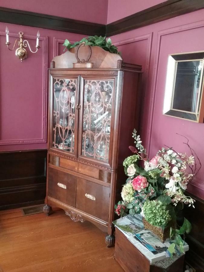 Hanover House Bed And Breakfast Niagara Falls Extérieur photo