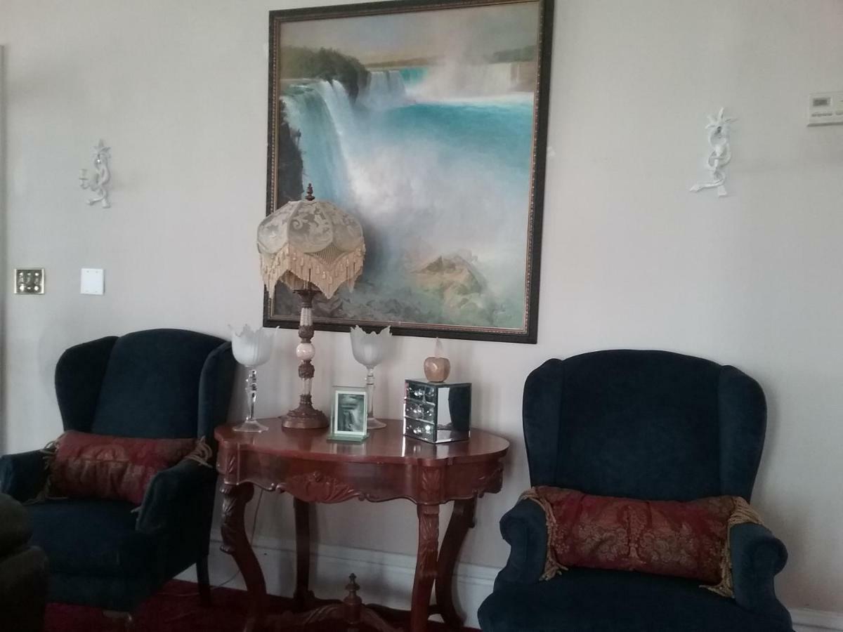 Hanover House Bed And Breakfast Niagara Falls Extérieur photo