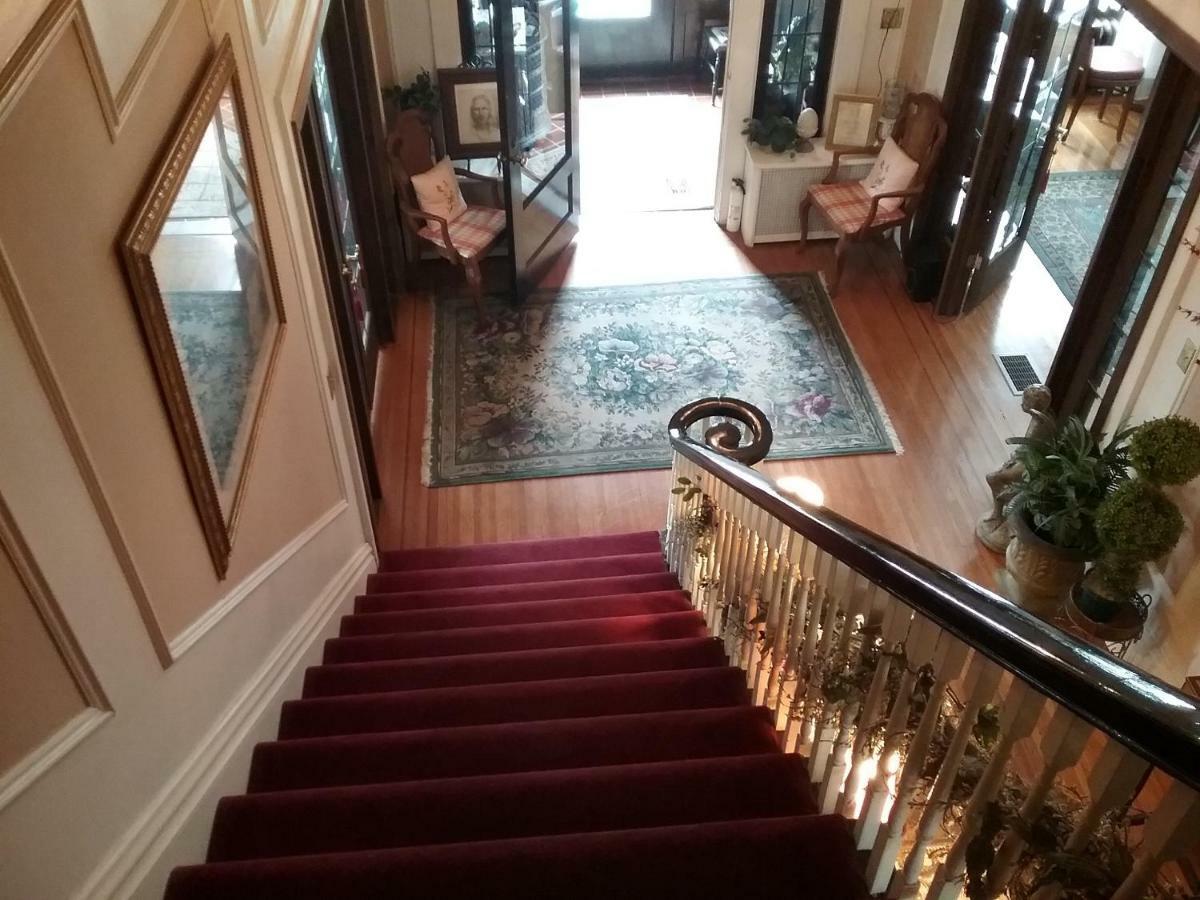 Hanover House Bed And Breakfast Niagara Falls Extérieur photo